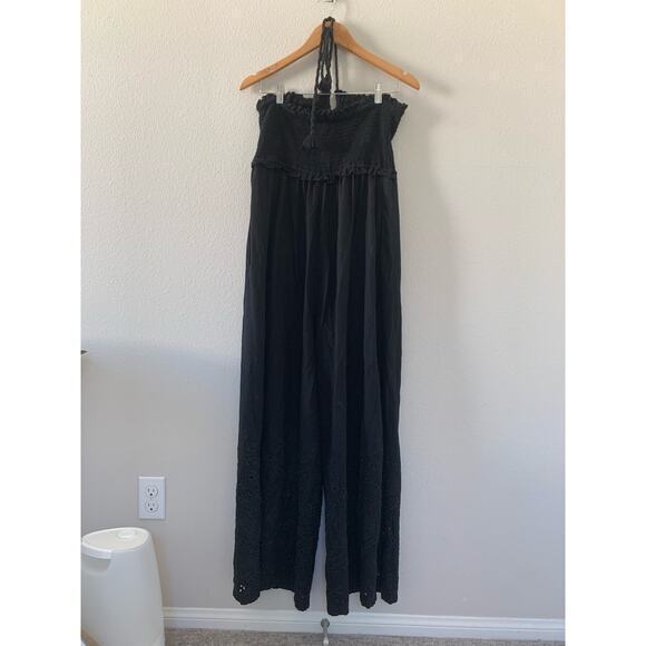 By Anthropologie Strapless Eyelet Jumpsuit Sz Medium Black‎ Chic Beach Pull On - Picture 5 of 10